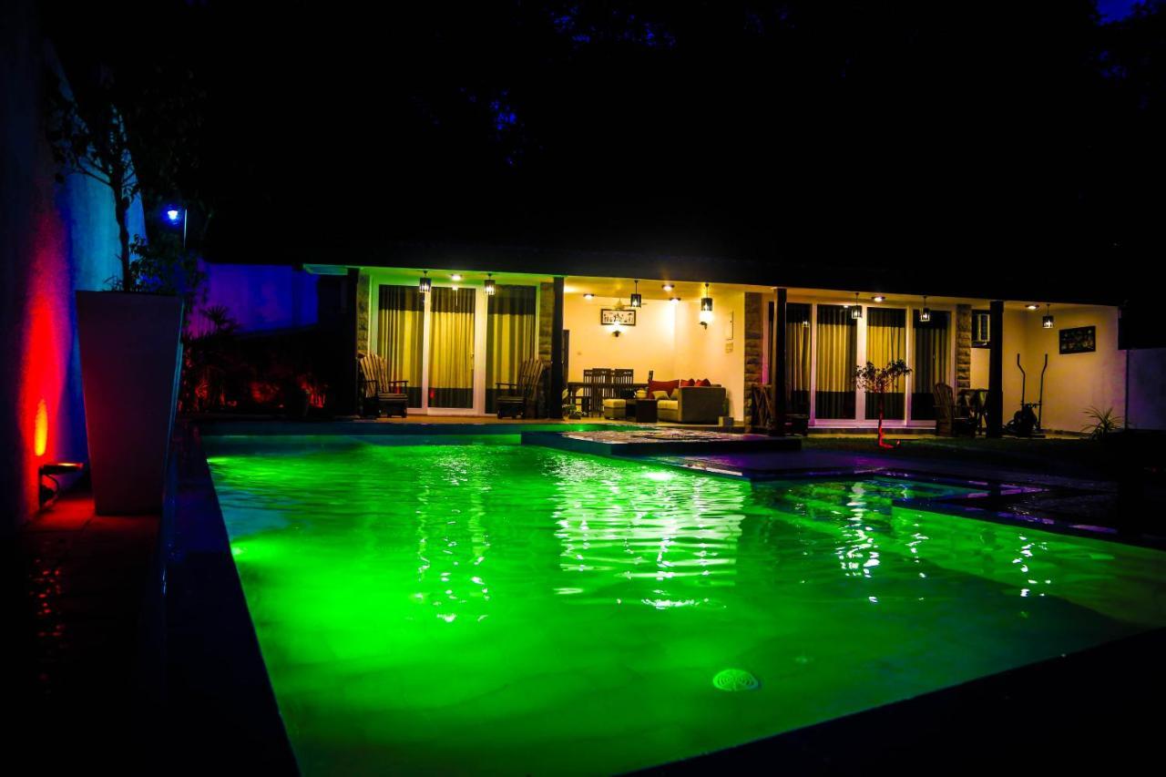 Villa Kandy Extérieur photo